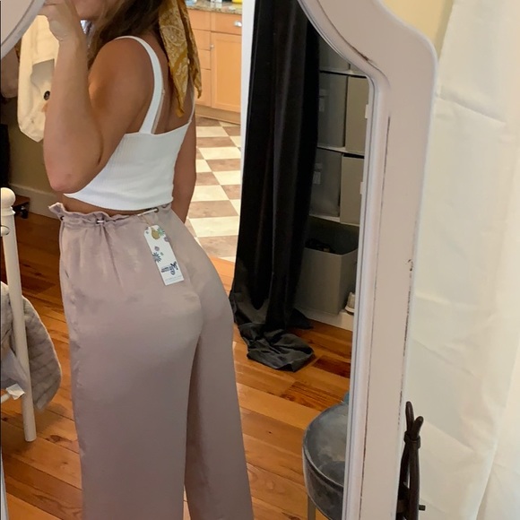 high waisted flowy pants - Picture 3 of 6
